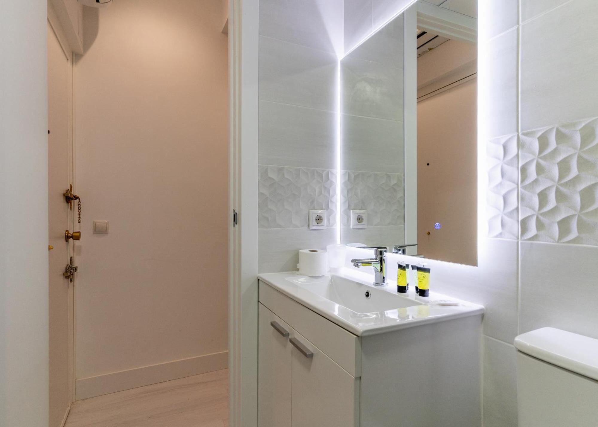 Modern Studio-1Bathroom-Chueca Madrid Eksteriør billede